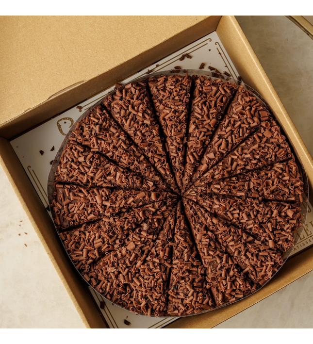 Amória Chocolate Handmade Cake