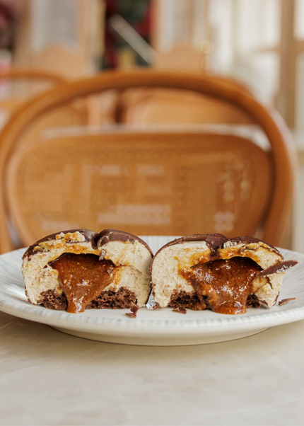 Amória Fruitcake Coffee