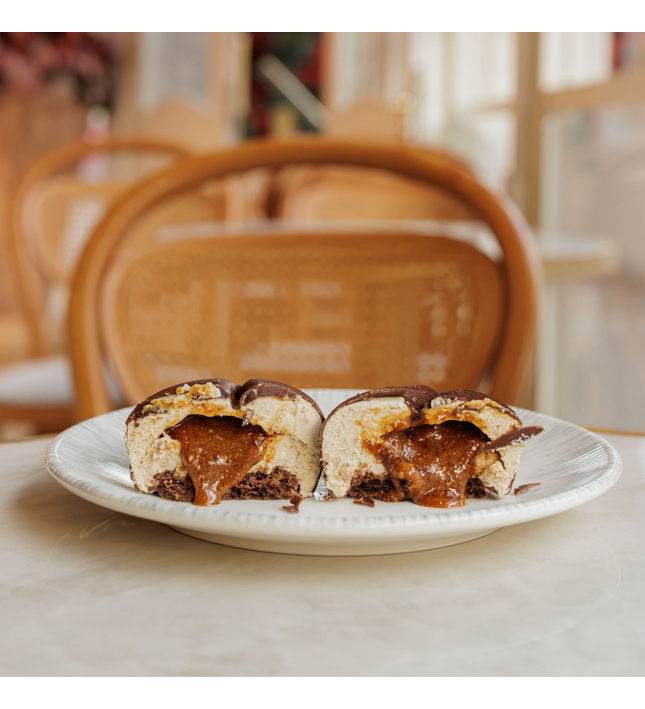 Amória Fruitcake Coffee