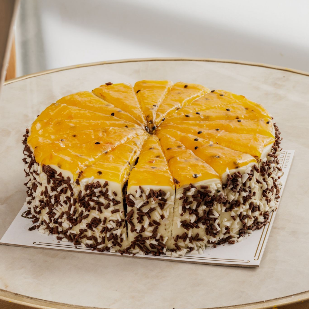 Amória Passionfruit Chocolate Handmade Cake