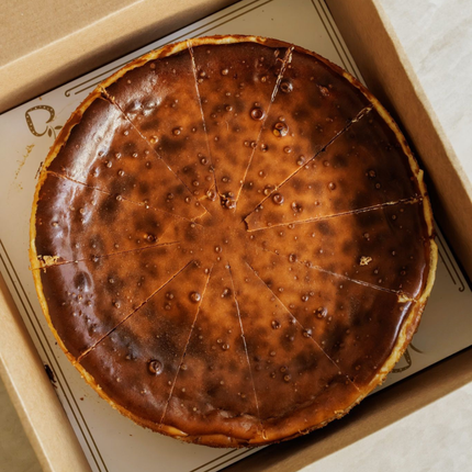 Amória San Sebastiaan Handmade Cake